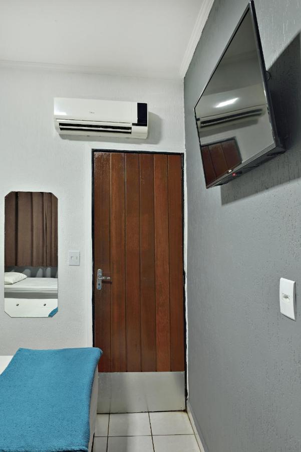 ריבייראו פרטו Hotel & Hostel Ribeirao מראה חיצוני תמונה