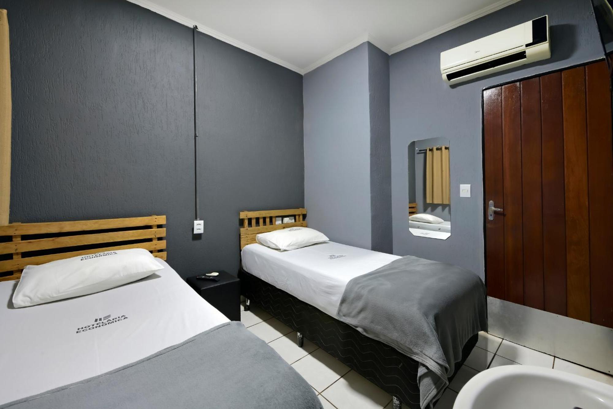 ריבייראו פרטו Hotel & Hostel Ribeirao מראה חיצוני תמונה