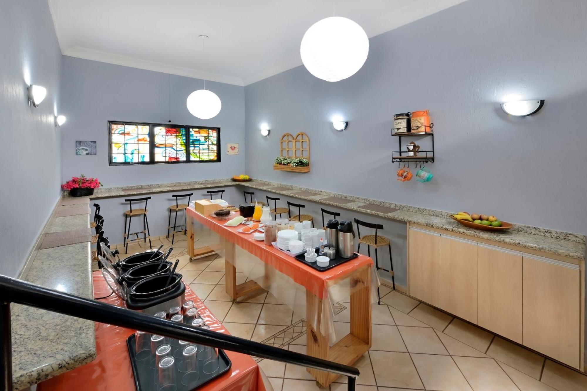 ריבייראו פרטו Hotel & Hostel Ribeirao מראה חיצוני תמונה