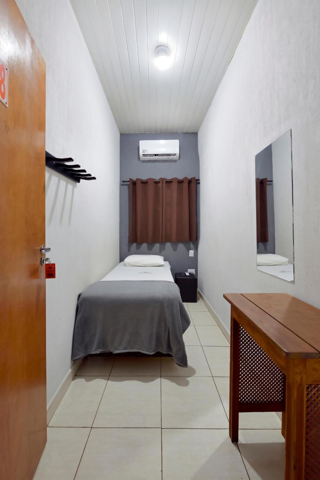 ריבייראו פרטו Hotel & Hostel Ribeirao מראה חיצוני תמונה